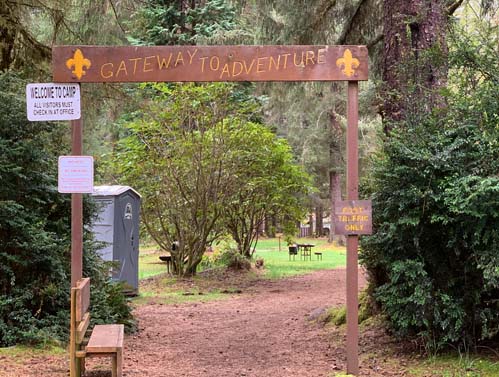 Gateway-Camp-Entrance
